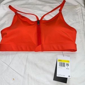 Nike Sports Bra Dd1197-673 size small NWT